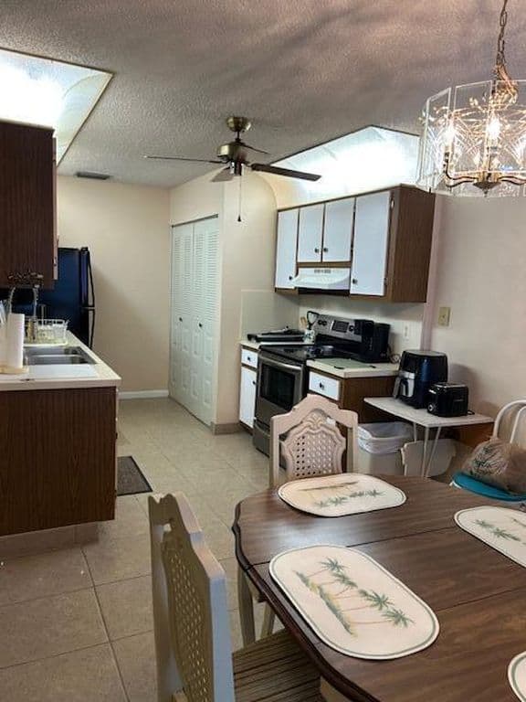 2+1 Müstakil ev — 3489 Rossi Court