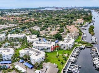3+1 Condo — 712 Bay Colony Drive S, Juno Beach, 33408
