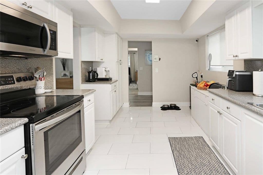 3+1 Müstakil ev — 1333 Tyler St