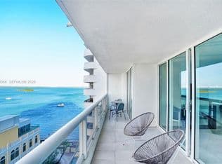 2-bedroom Condo — 1717 N Bayshore Dr #A-1740, Miami, 33132