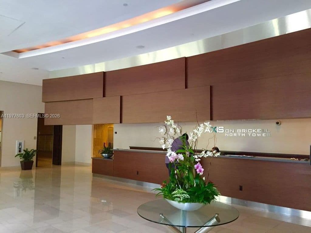 2-bedroom Condo — 1111 SW 1st Ave APT 1823