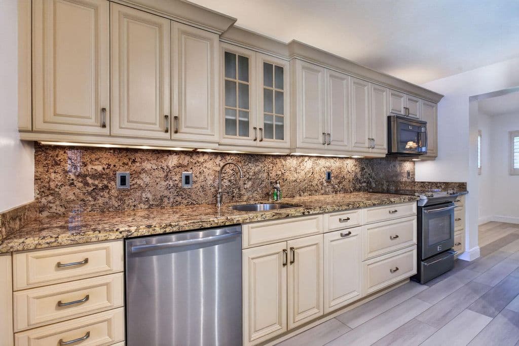 2+1 Condo — 1606 Abaco Drive #A1