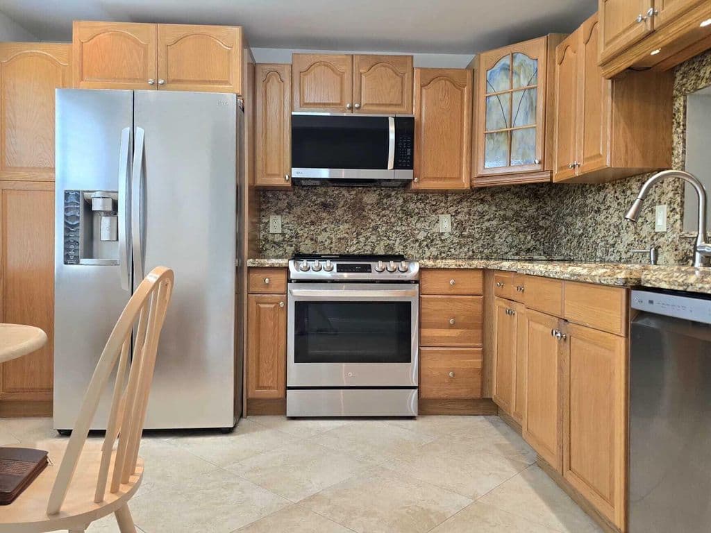 2-bedroom Condo — 2402 Antigua Circle #E3