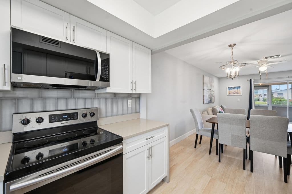 2+1 Condo — 2680 Barkley Drive E #C