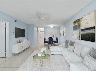 2-bedroom Condo — 2050 NE 39th Street #302e, Lighthouse Pt, 33064