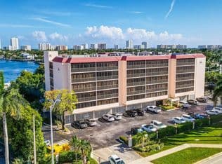 1-bedroom Condo — 740 S Federal Highway #202, Pompano Beach, 33062
