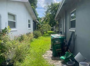 2-bedroom Single-Family Home — 5706 NW 68th Terrace, Tamarac, 33321