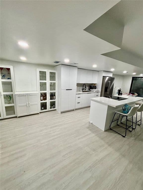 3+1 Mülk — 8010 NW 27th Pl #8010