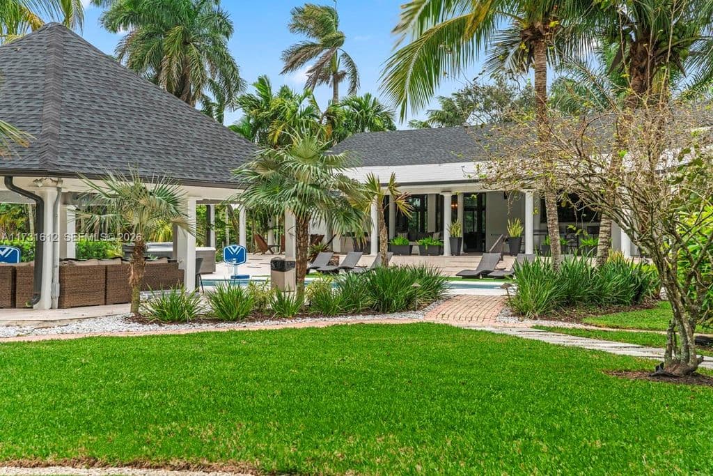 5-bedroom Single-Family Home — 14875 SW 212th St