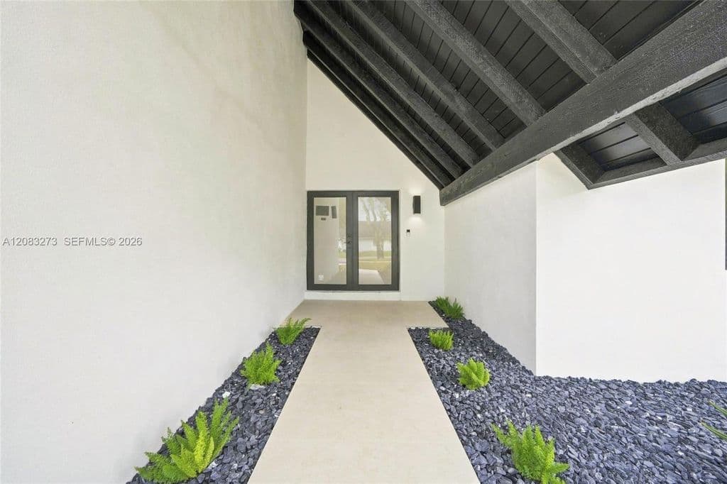 4+1 Müstakil ev — 13300 SW 99th Ter