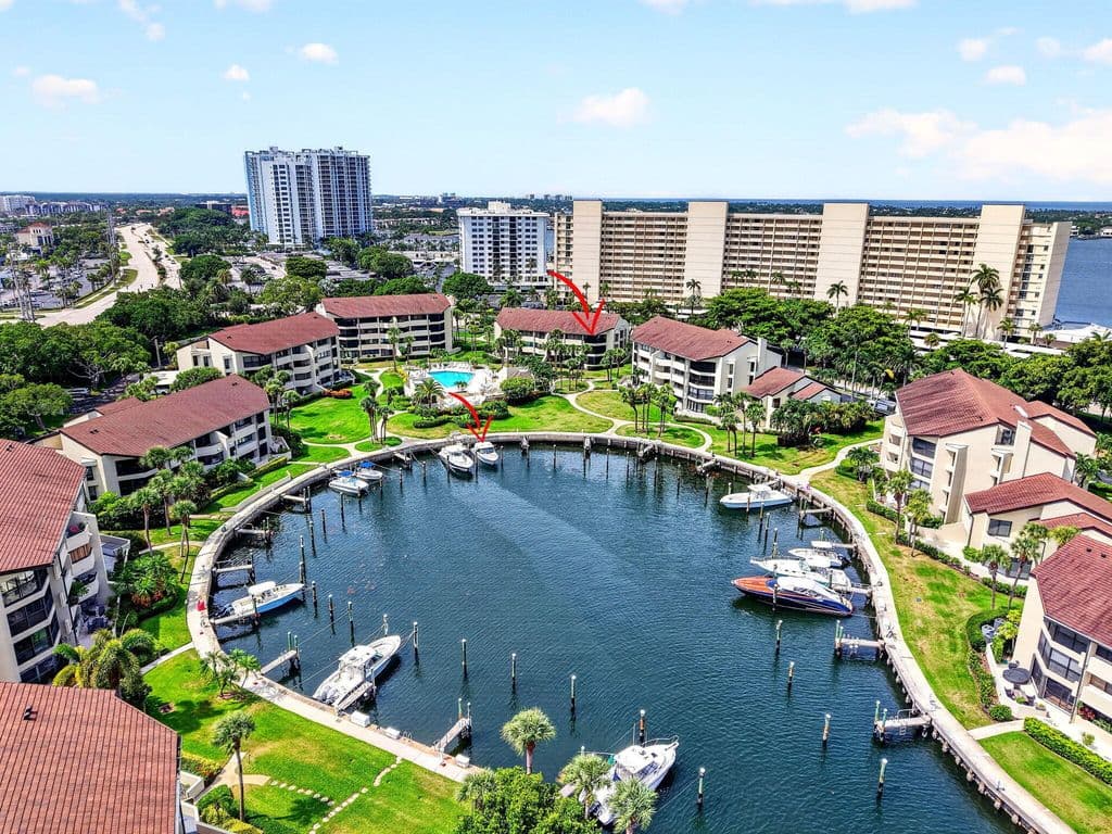 3+1 Condo — 1149 Marine Way E #G3L