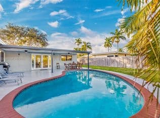 4+1 Müstakil ev — 6600 NE 20th Way, Fort Lauderdale, 33308