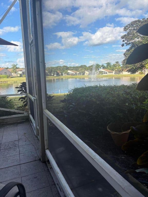 3+1 Müstakil ev — 9815 Lemonwood Drive