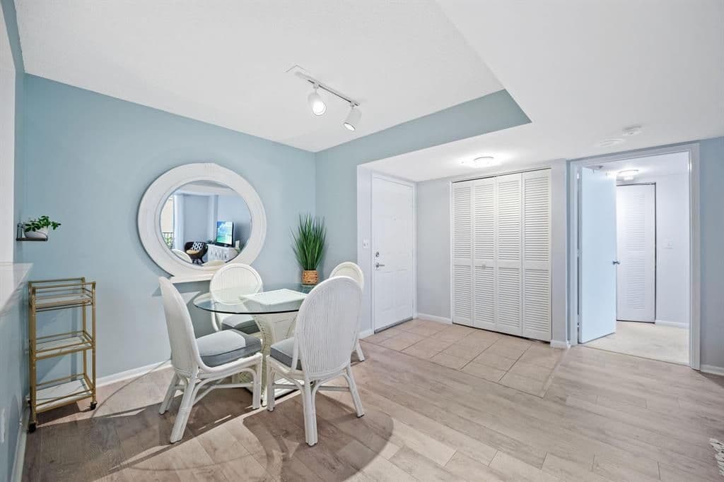 2+1 Condo — 520 SE 5TH Avenue #2202