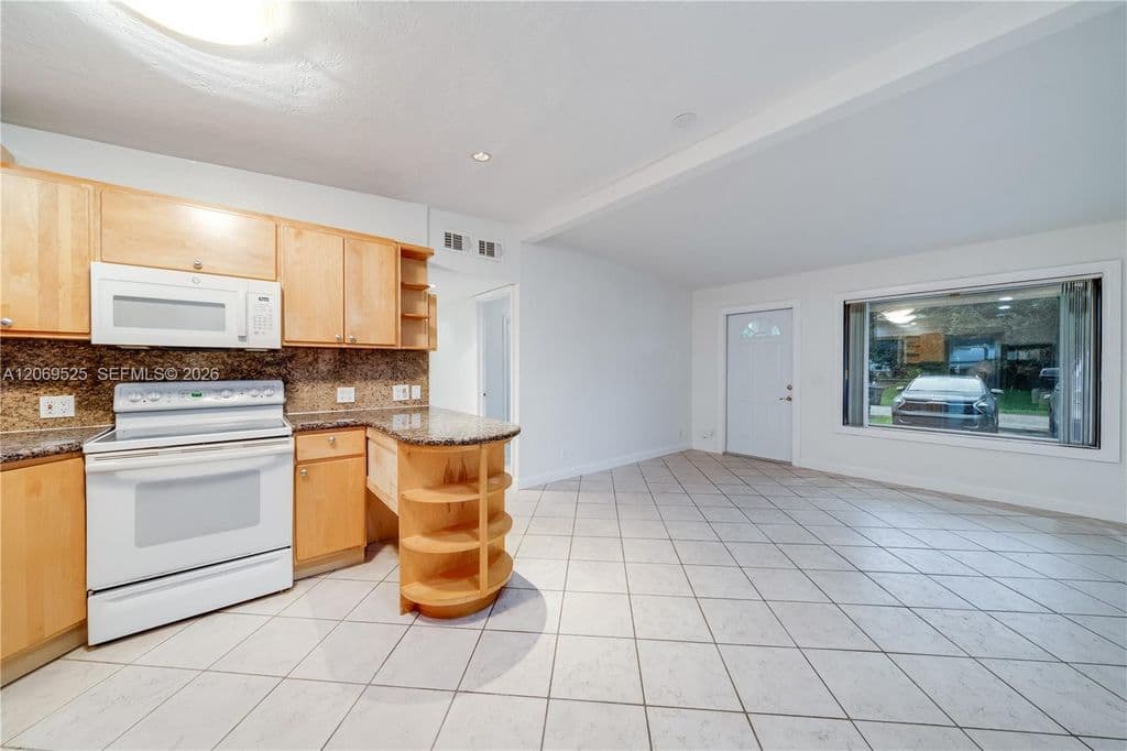 3-bedroom Single-Family Home — 5677 Maypop Rd