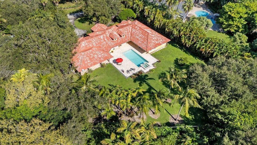5+1 Müstakil ev — 6500 SW 127th St