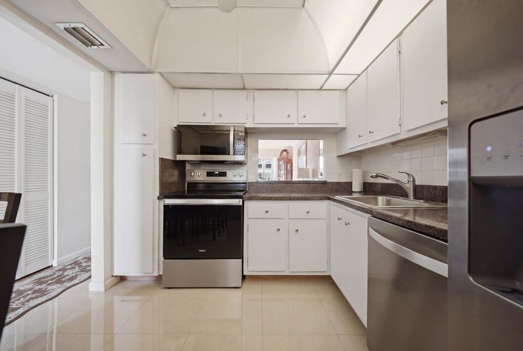 2+1 Condo — 3040 Holiday Springs Boulevard #212