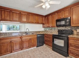 3+1 Condo — 8030 Hampton Boulevard #106, North Lauderdale, 33068