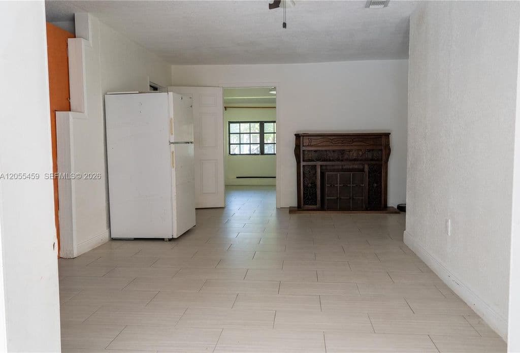 3-bedroom Single-Family Home — 20530 Eagle Nest Rd