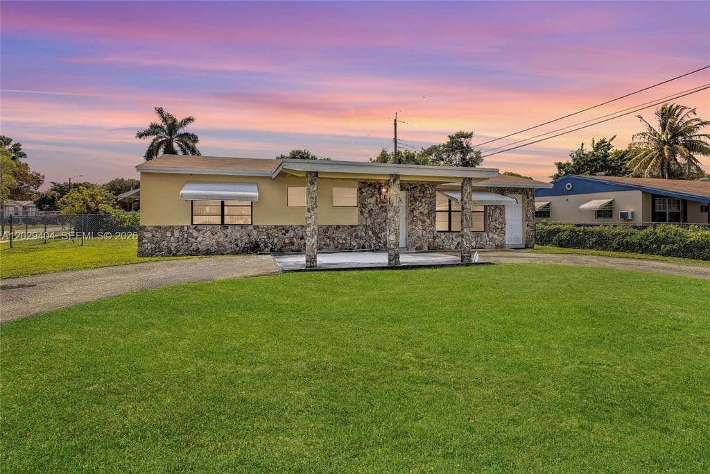 3-bedroom Single-Family Home — 6200 SW 18th St