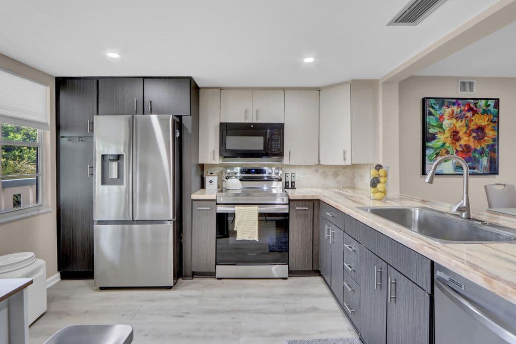 2-bedroom Condo — 2504 Antigua Terrace #B3