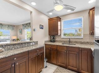 1-bedroom Condo — 3024 Durham A, Deerfield Beach, 33442
