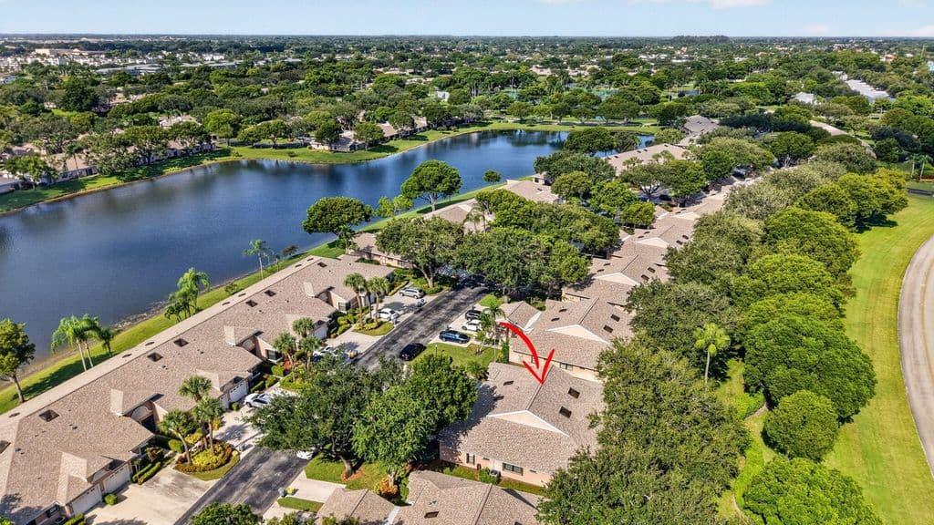 2+1 Müstakil ev — 8347 Springlake Drive