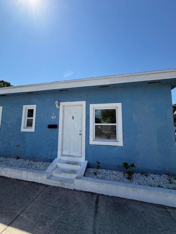 2-bedroom Property — 1117 3rd Avenue N #1
