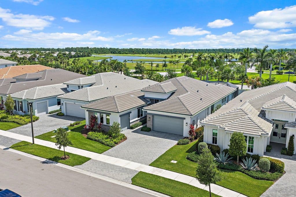 4+1 Müstakil ev — 12172 Waterstone Circle