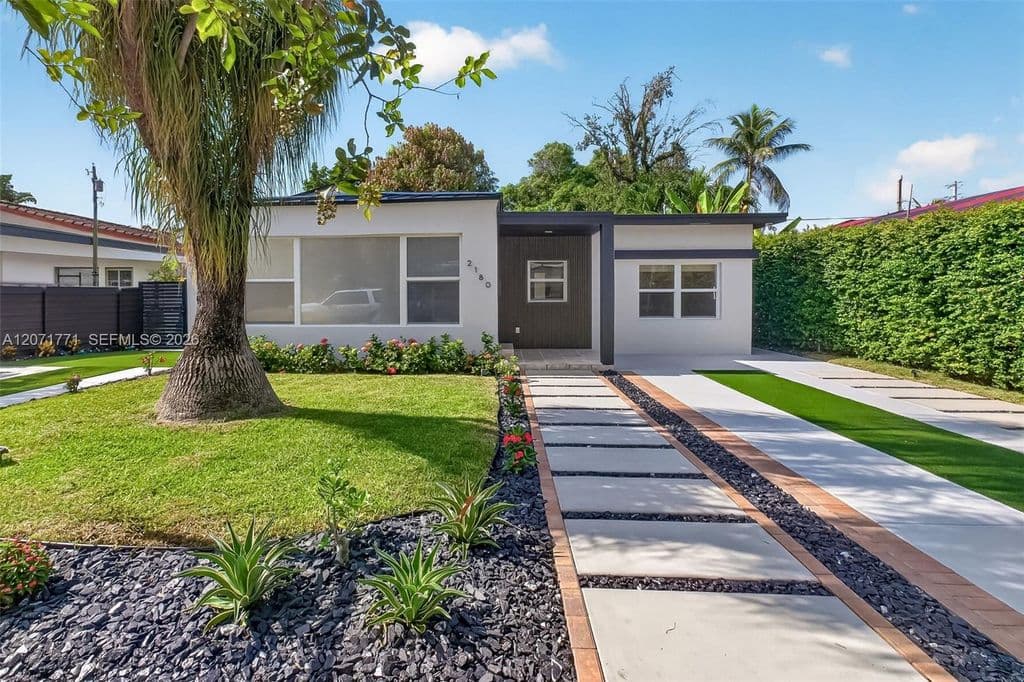 3-bedroom Single-Family Home — 2180 SW 20th St