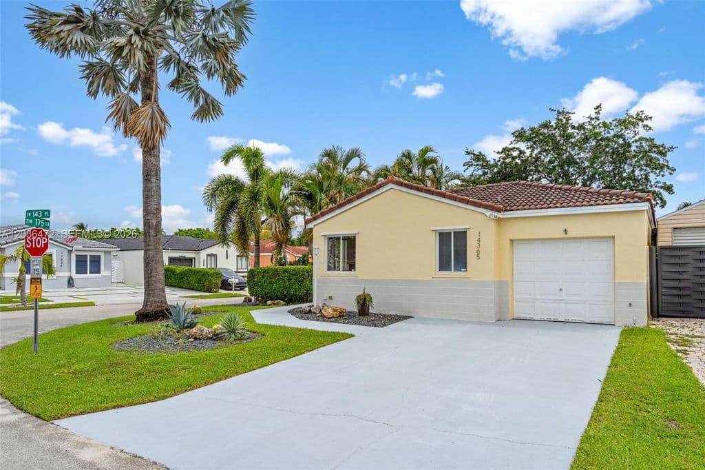 3-bedroom Single-Family Home — 14365 SW 175th Ter