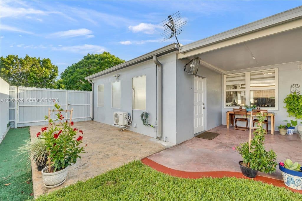 3+1 Müstakil ev — 4275 SW 87th Ave