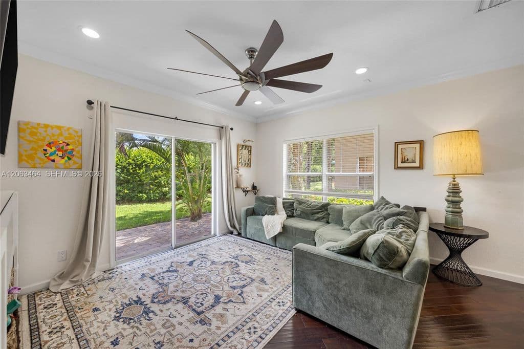 3+1 Mülk — 4501 Windmill Palm Way