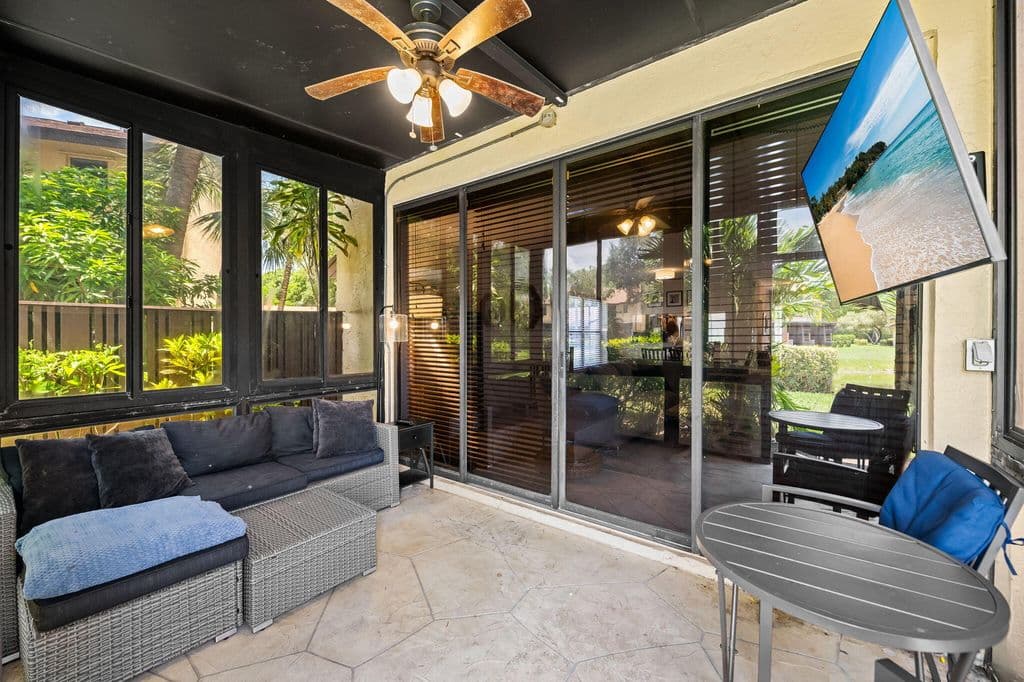 3-bedroom Property — 3952 COCOPLUM Circle #3646