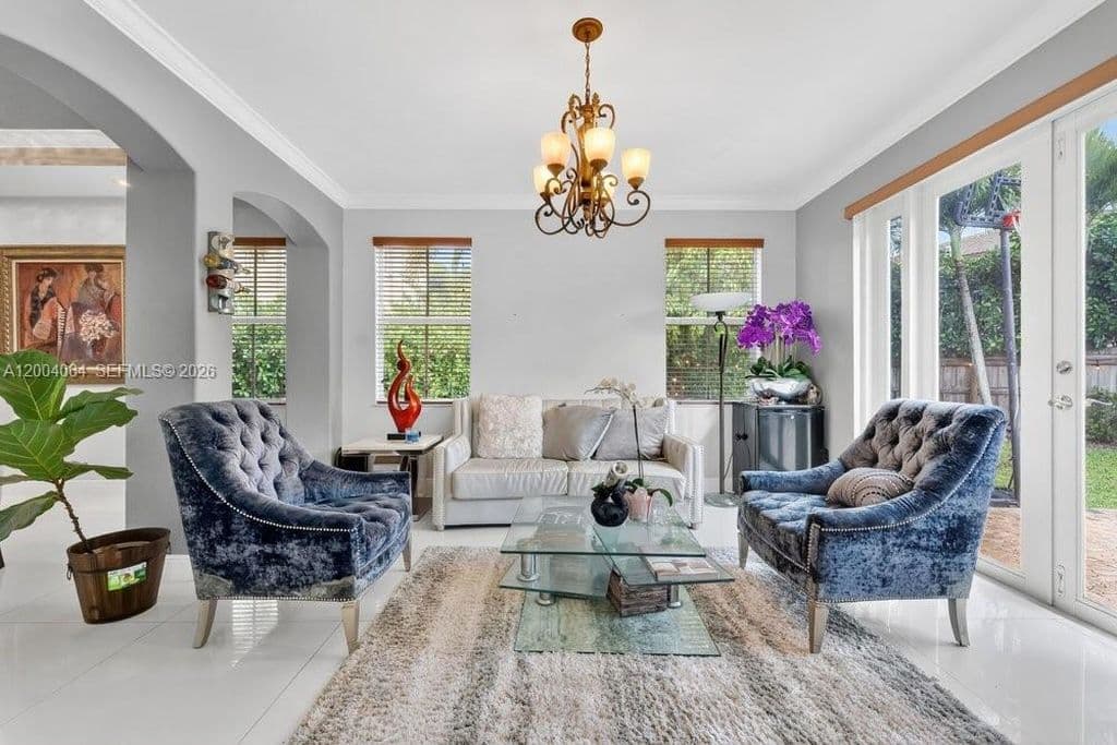 5+1 Müstakil ev — 15465 SW 117th St