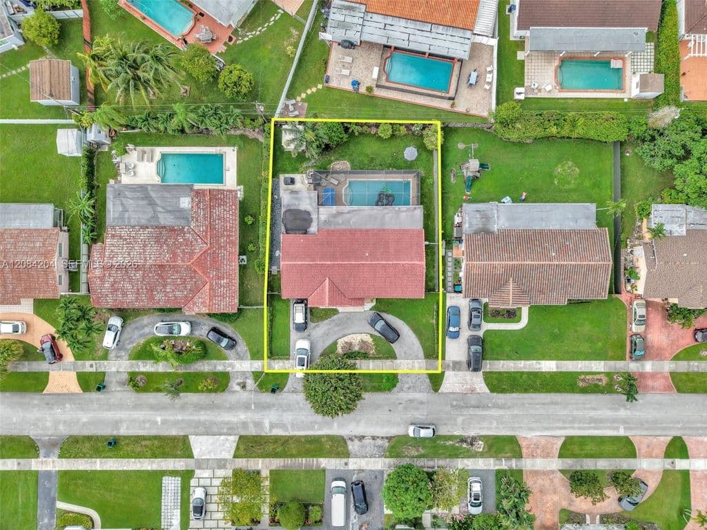 4+1 Müstakil ev — 2211 SW 98th Pl