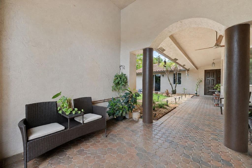 4-bedroom Single-Family Home — 14520 SW 37th Street
