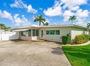 3+1 Müstakil ev — 2424 NE 18th Ave, Fort Lauderdale, 33305