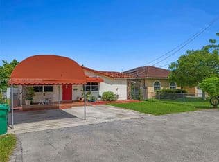 4+1 Müstakil ev — 2821 SW 65th Ave, Miami, 33155