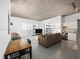 2-bedroom Condo — 234 NE 3rd St APT 602, Miami, 33132