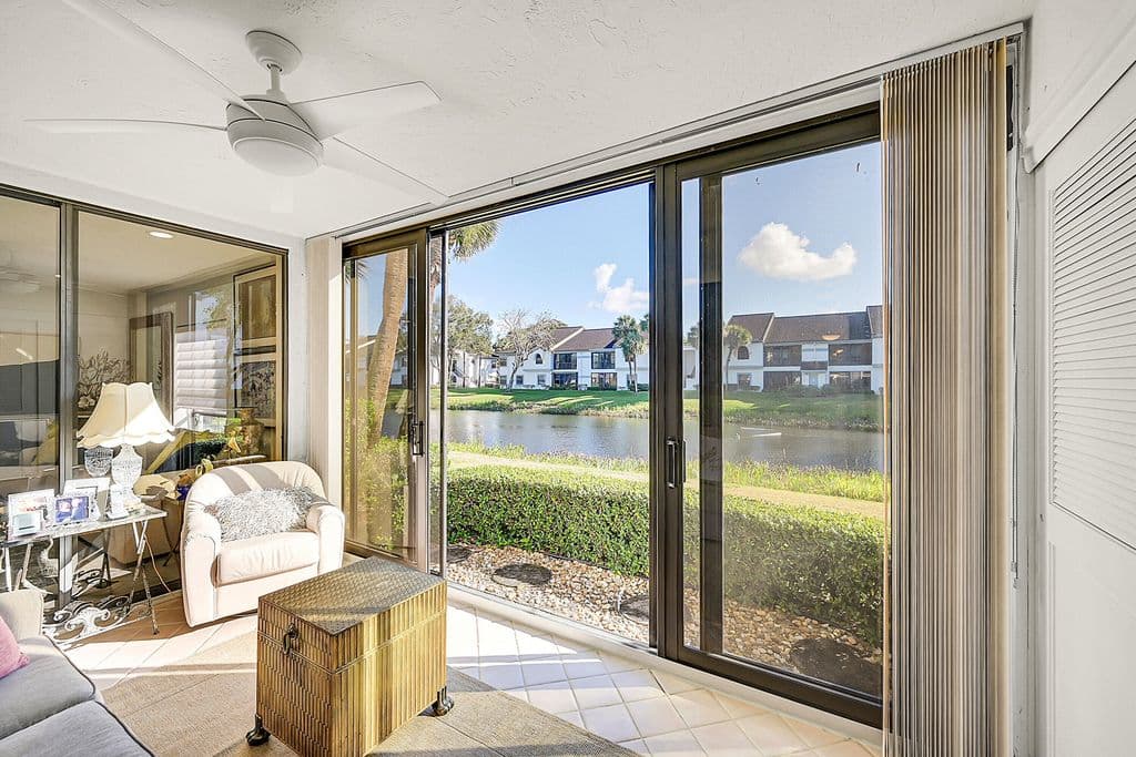 2+1 Condo — 5418 FIRENZE Drive #D