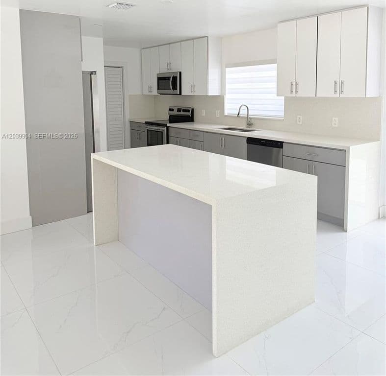 3+1 Müstakil ev — 18133 SW 93rd Ave