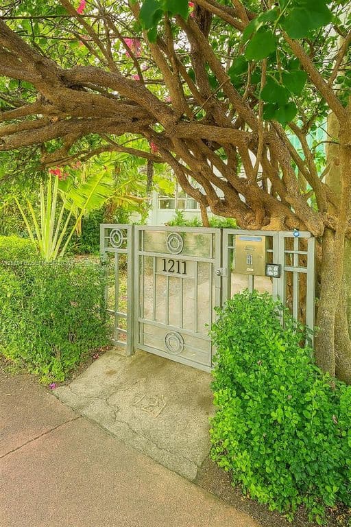 1-bedroom Condo — 1211 Pennsylvania Ave APT B1