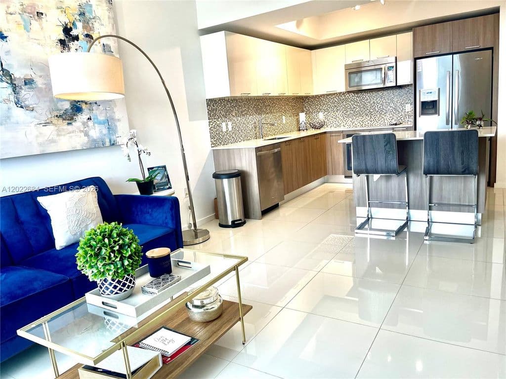 1-bedroom Condo — 5252 NW 85th Ave APT 406
