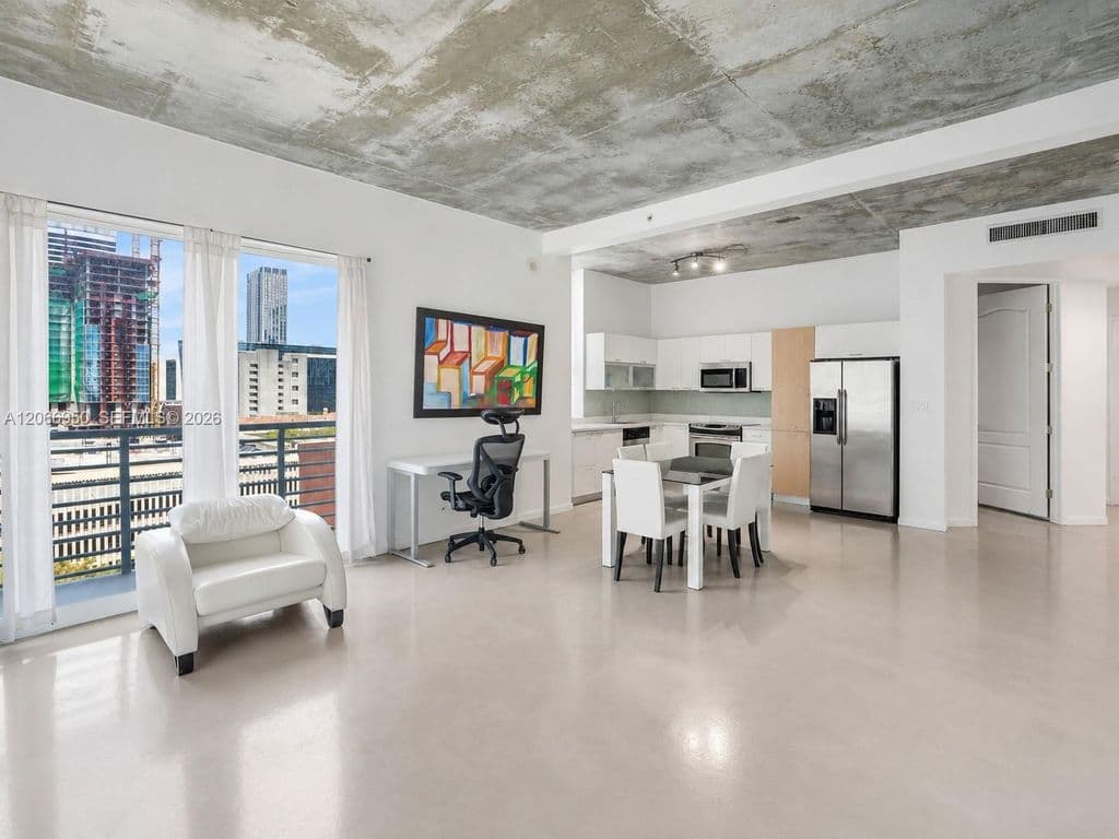2-bedroom Condo — 234 NE 3rd St APT 1007