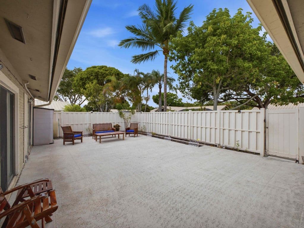 3-bedroom Property — 5933 GOLDEN EAGLE Circle