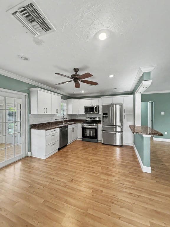 3-bedroom Single-Family Home — 150 SE 5th Court