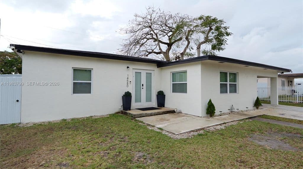 3+1 Müstakil ev — 14580 Harrison St