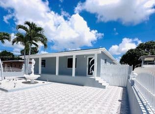 4+1 Müstakil ev — 82 E 16th St, Hialeah, 33010