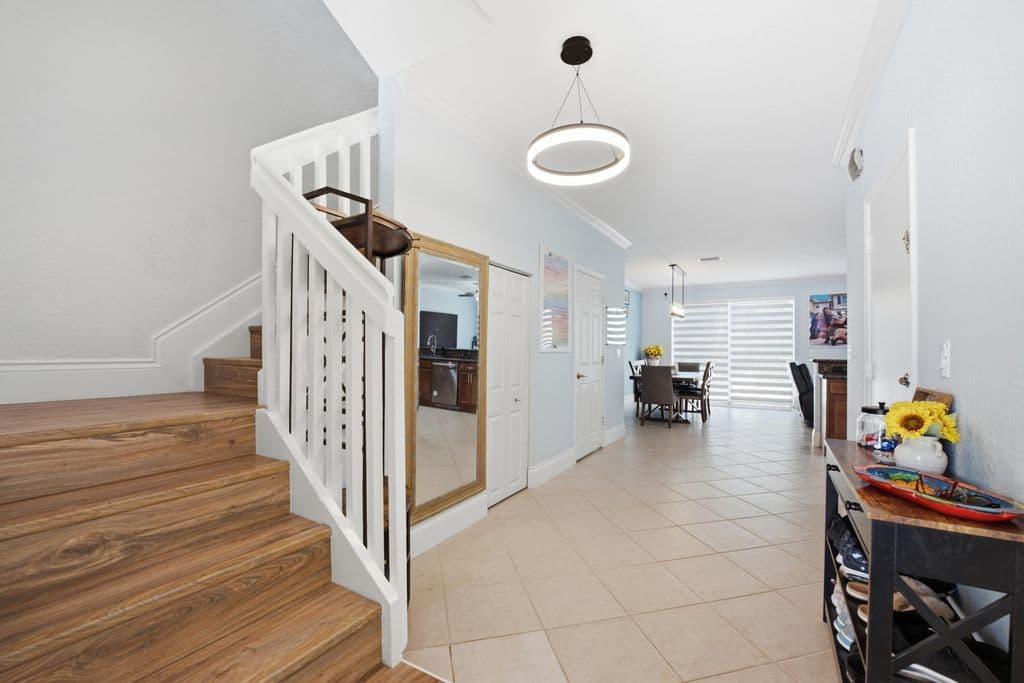 3-bedroom Property — 3078 N Evergreen Circle #3078